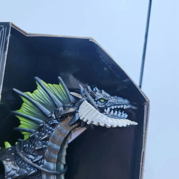 New Dungeons And Dragons Honor Among Thieves RAKOR Dragon Figure 2023 Hasbro - Picture 4 of 14